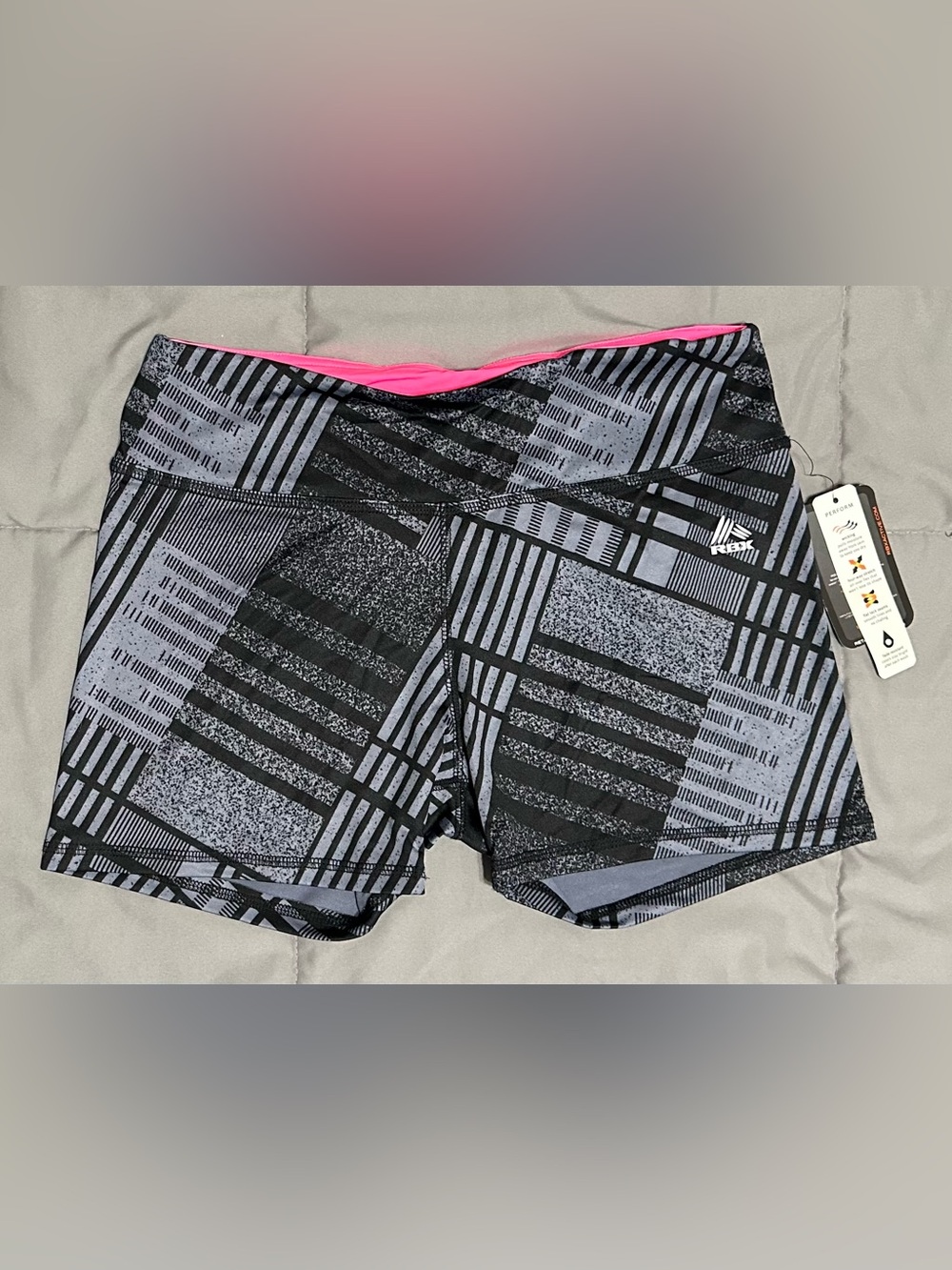 NWT RBX Women’s Black & Pink Geometric Bike Shorts Sz Large